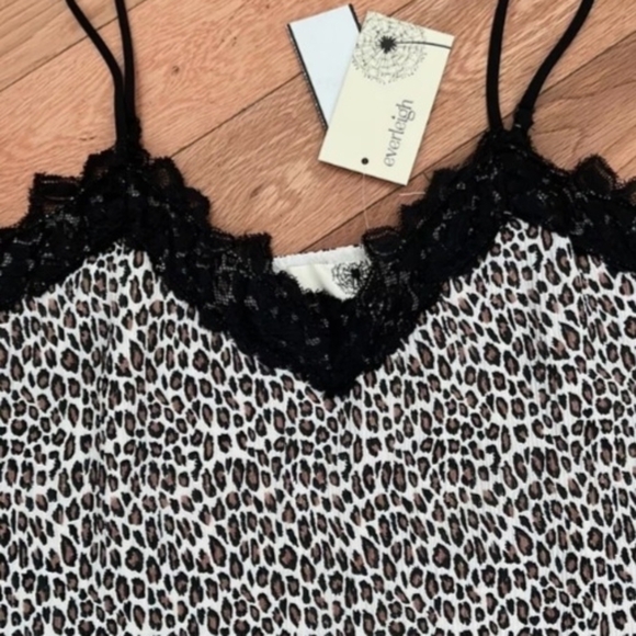 Everleigh Cream and Brown Lace Camisole Top - Picture 2 of 8